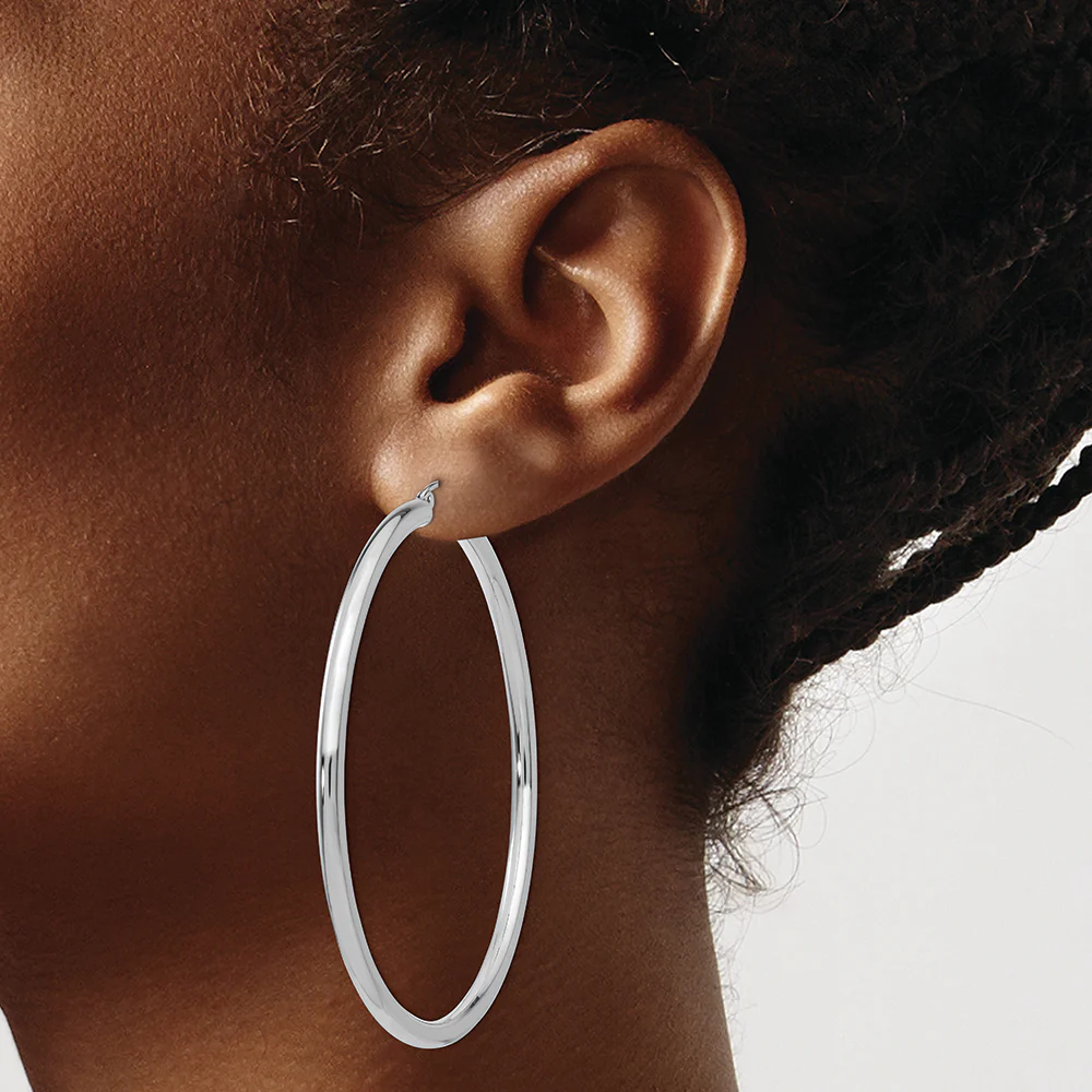 Pendientes de aro de tubo de 3 mm pulido en oro blanco de 10 quilates - Image 3