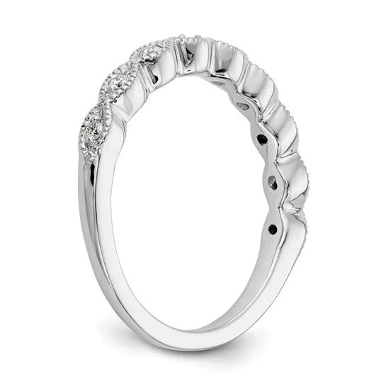  Alianza de Boda Completa en Oro Blanco de 14k con Diamantes de 1/10 Quilates - Image 5