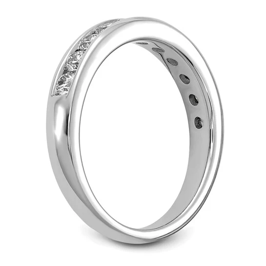 Anillo de Oro Blanco de 14k con Diamantes de Laboratorio de 3/4 Quilate, Pureza VS/SI+ y Color G+ con Engaste de Canal Completo - Image 4