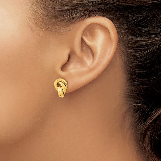 Aretes de Oro Amarillo de 14K con Nudos de Amor Huecos y Cierre de Poste - Image 4