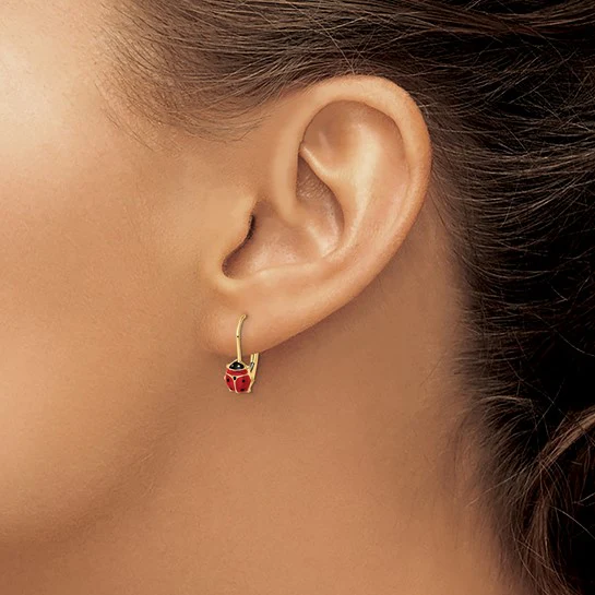 Pendientes de Enganche con Mariquita Esmaltada y Pulida de Oro de 14k - Image 4