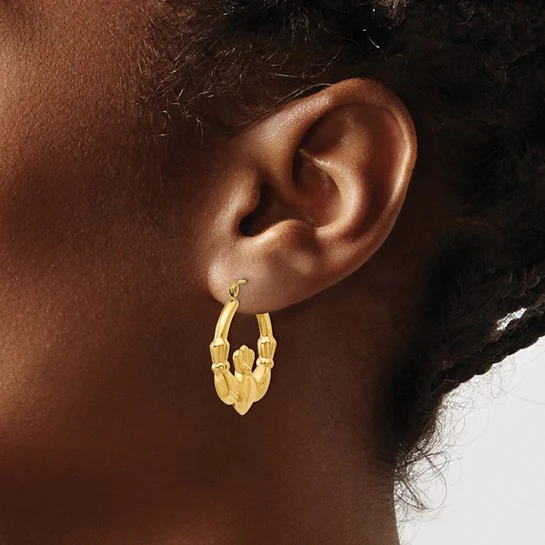 Aretes de Aro Claddagh en Oro Amarillo de 14k Pulido - Image 4