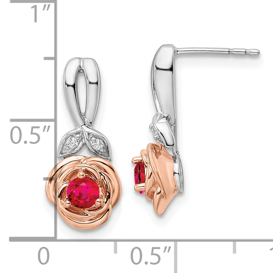 Pendientes de Oro de 14k en Dos Tonos con Rubíes y Diamantes en Forma de Flor - Image 3