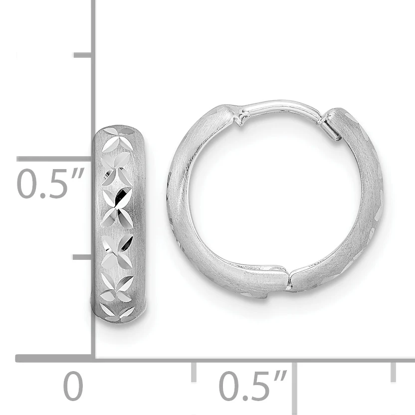 Aretes de Aro con Bisagra en Oro Blanco de 14k con Corte Diamante y Acabado Satinado 3x13mm - Image 3