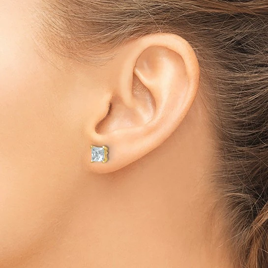 Aretes de Estilo Stud de Oro Amarillo de 14k con 2 Quilates de Diamantes Cultivados en Laboratorio Certificados - Image 4