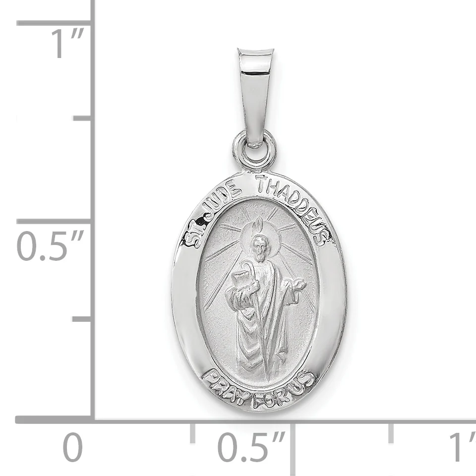 Medalla Ovalada de San Judas Tadeo de Oro Blanco de 14k Pulida y Satinada (Hueca) - Image 3