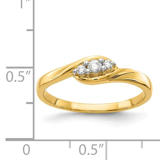 Anillo de Diamantes de 3 Piedras en Oro Amarillo de 14k - Image 2